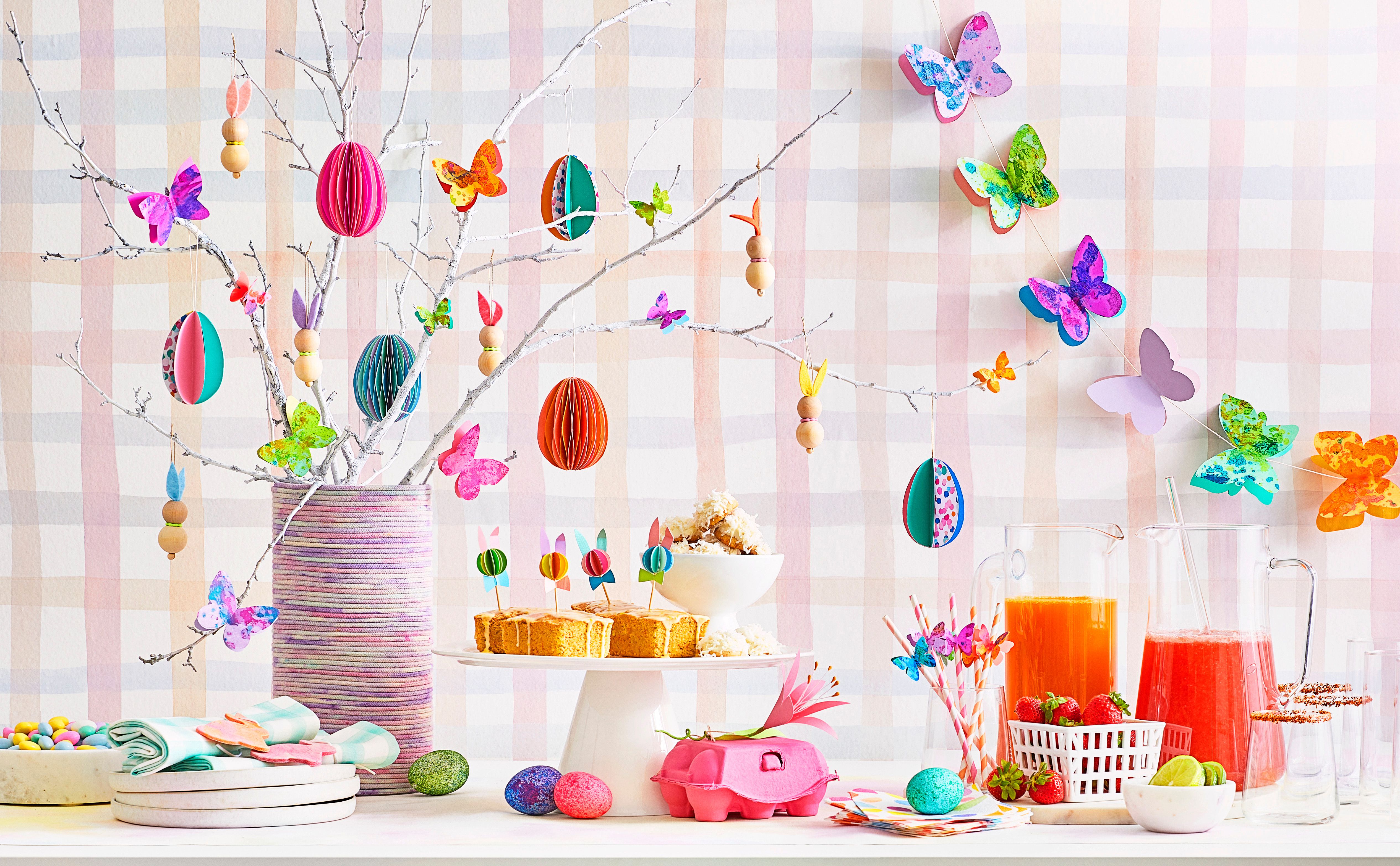 Easter decor ideas – 20 ways with flowers fabrics and vintage finds