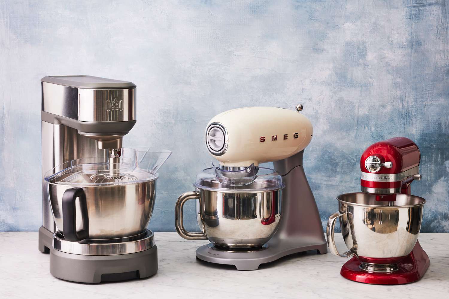 KitchenAid Artisan vs Professional stand mixer: what’s the difference