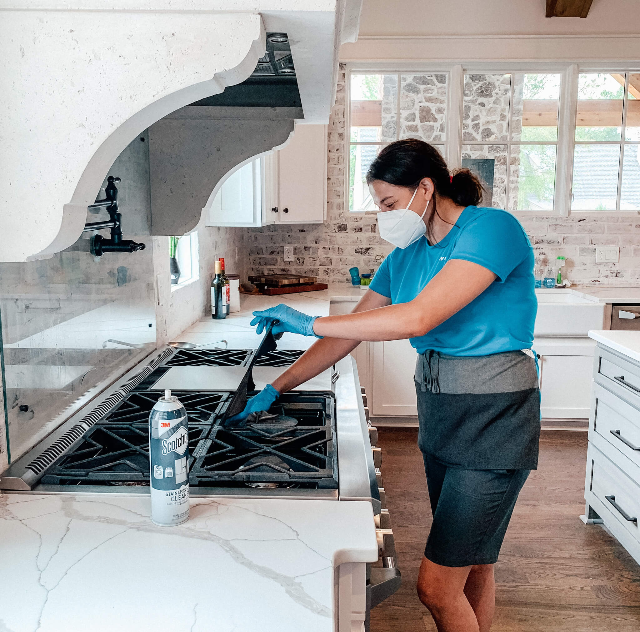 How to clean kitchen grease – expert tips for removing stubborn dirt