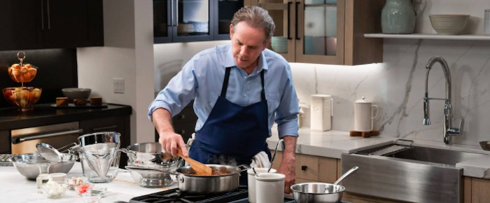 If you are a chef or an aspiring home cook, you know the importance of having a high-quality collection of knives. The craftsmanship that goes into making a knife can make all the difference in the kitchen. That's why Chef Thomas Keller, one of the world's most renowned chefs, chooses to use Cangshan knives in his Michelin-star kitchen.