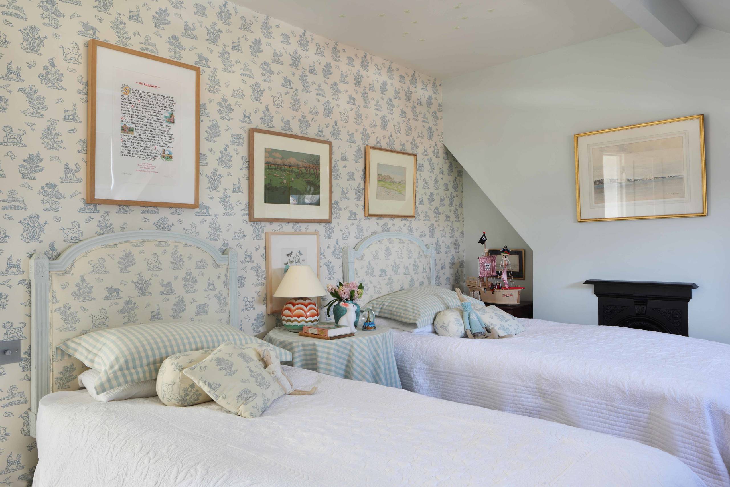 Decorating with gingham – 10 ways to use this classic print in your home