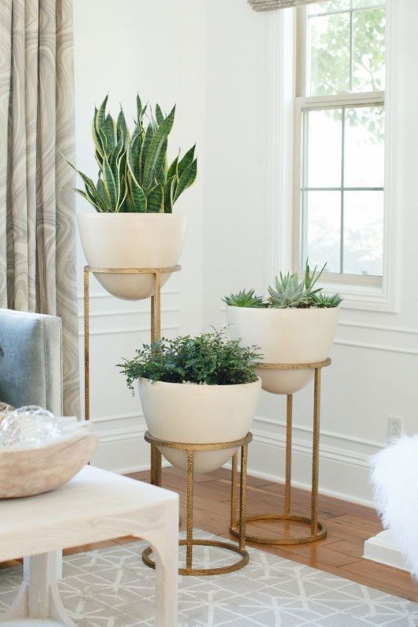 Living room corner ideas – 10 stylish ways to decorate an empty corner