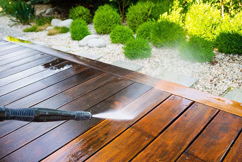 How to clean a deck without a pressure washer