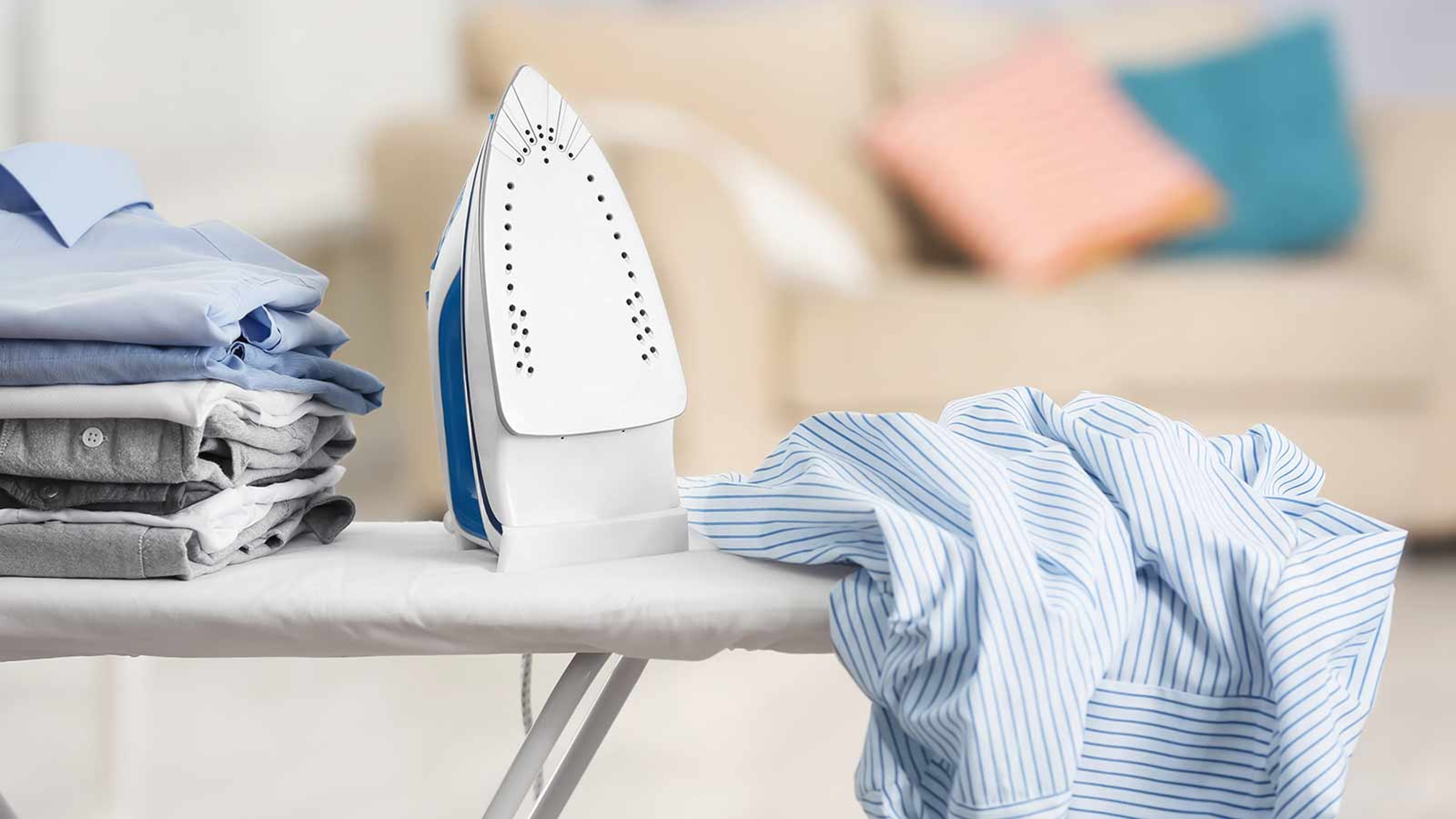 How to iron without an ironing board easy steps for wrinkle-free laundry