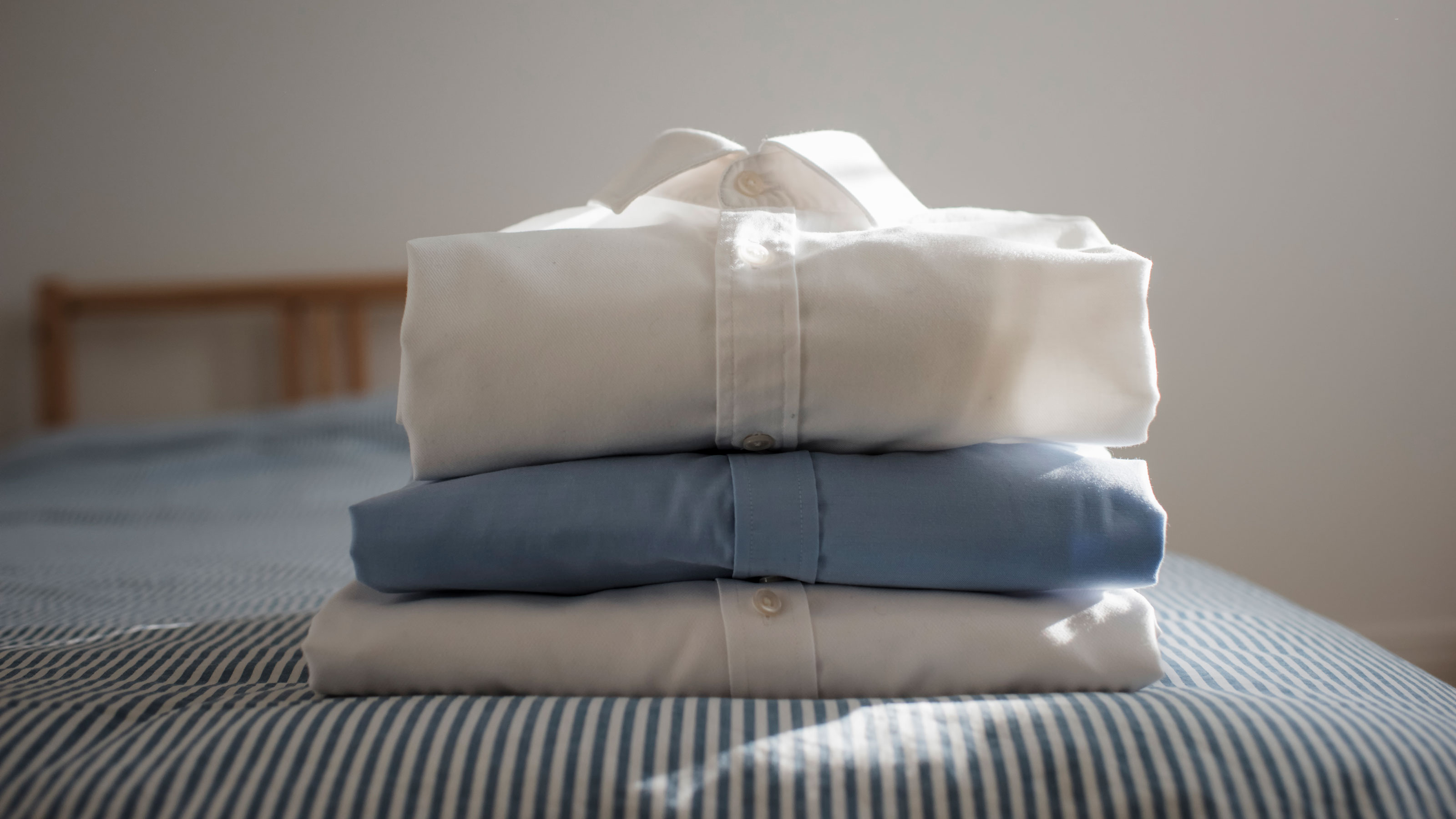 How to fold shirts – for stacking in the closet and packing in suitcases