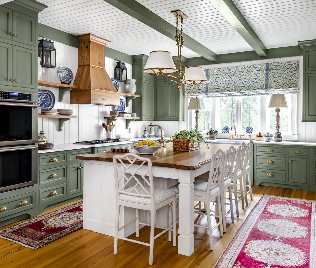7 Add sunny yellow to a country kitchen