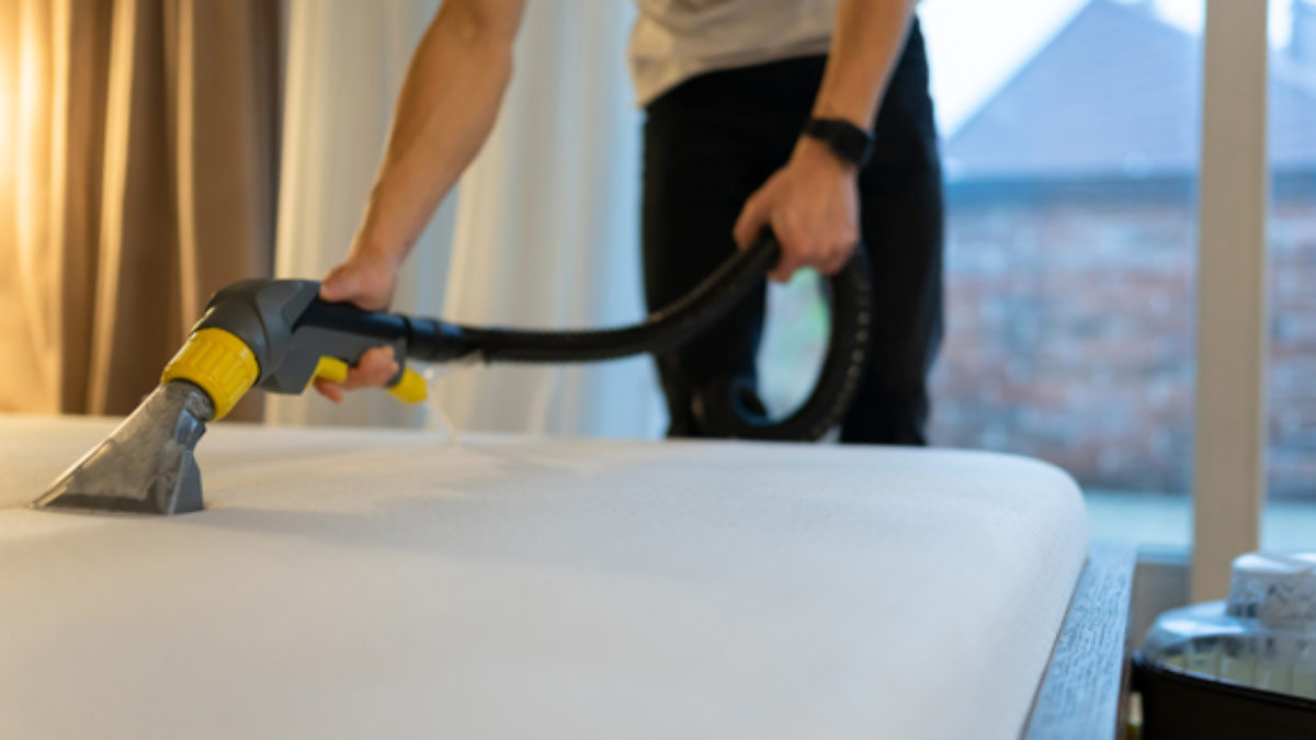 Can you clean a mattress with carpet cleaner solutions and sprays