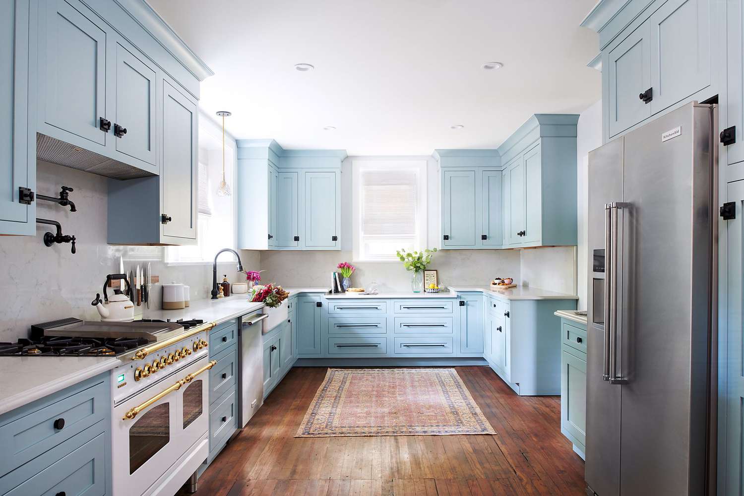 The best colors for kitchen appliances according to interiors experts