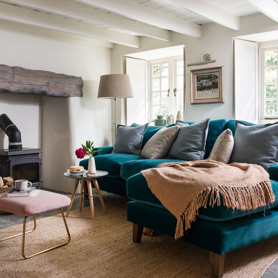Decorating with teal – expert advice for using this bold and beautiful shade
