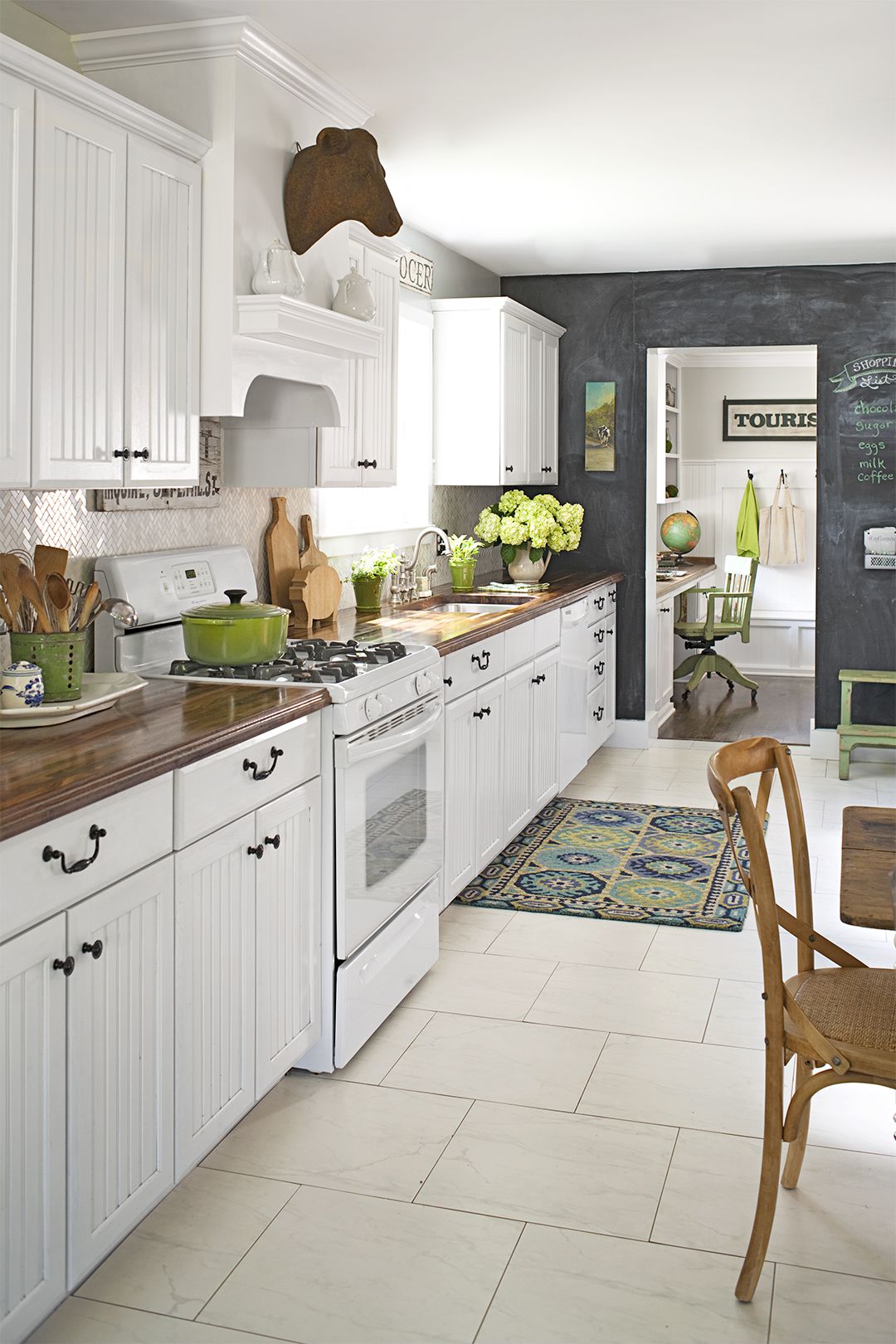 9 Conceal clutter in a utility room